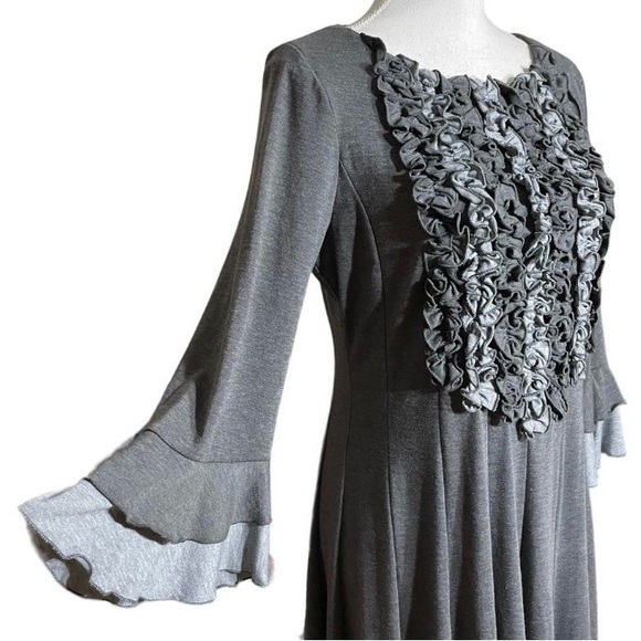 Rabbit Rabbit Rabbit Design Gray/Grey A-line Dress with ruffles size 10 - Picture 1 of 5